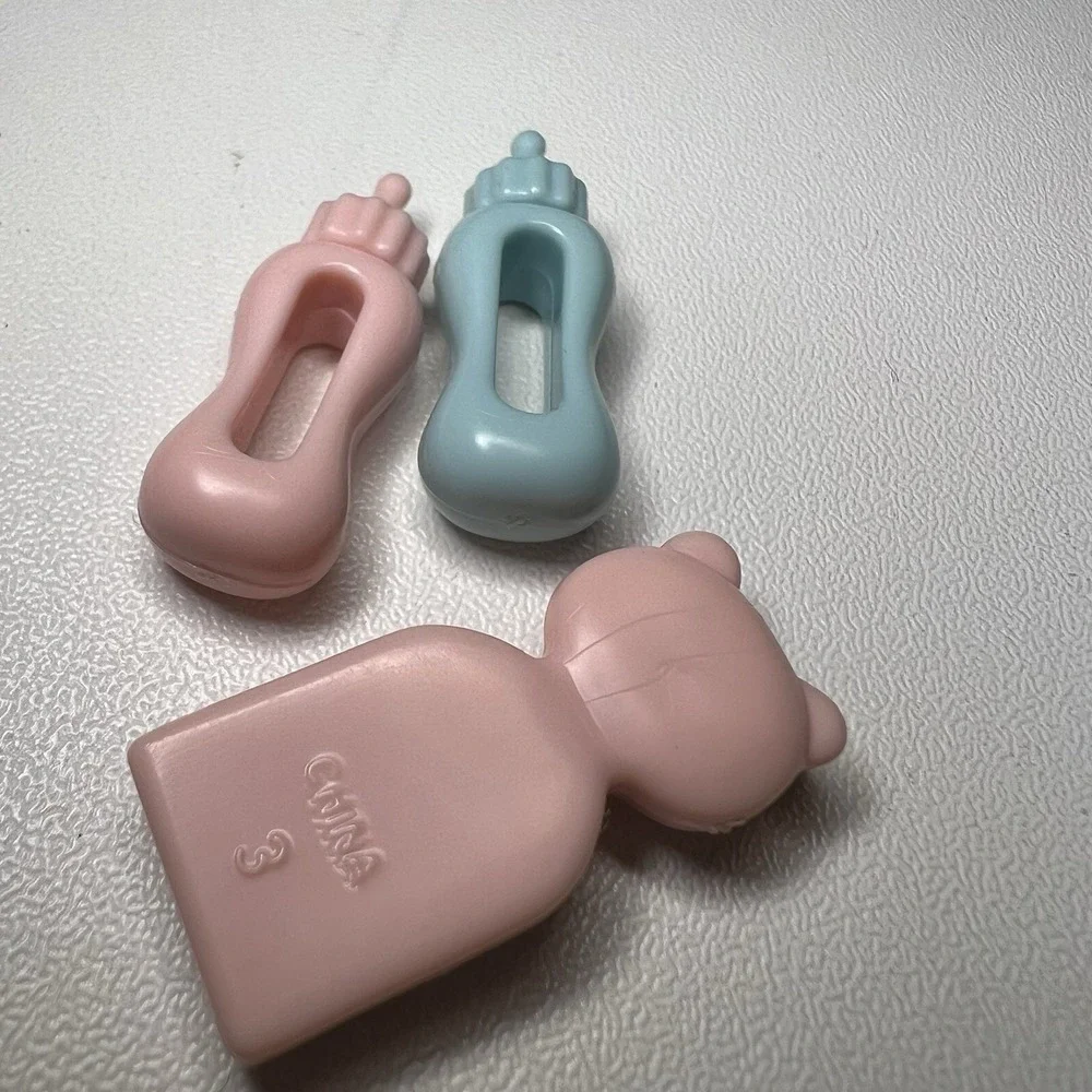 Barbie‎ Doll Accessories Baby Bottles Blue Pink Toy Bear